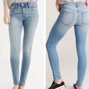 25Short Light Blue Women's SuperSkinny Jeans